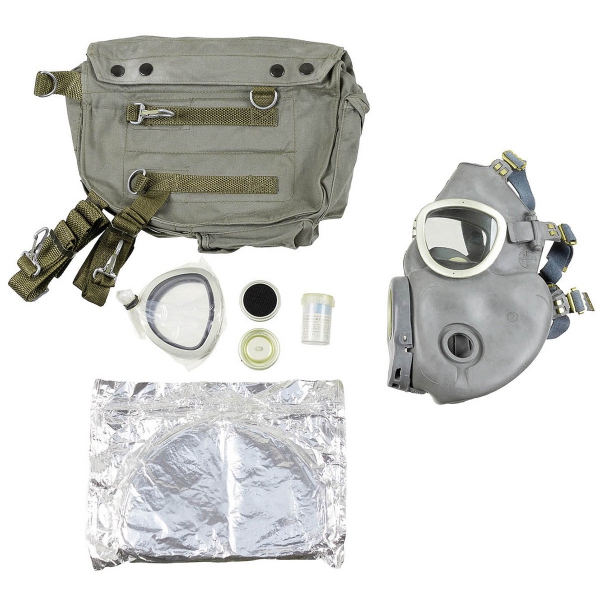 MP4 gas mask with bag
