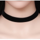 Collar de terciopelo negro