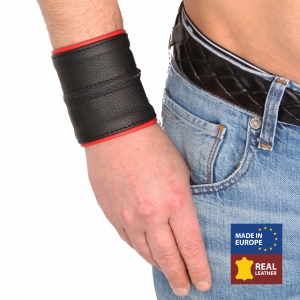 The Red Handgelenk Kraftarmband aus Leder - Schwarz/Rot mit Reißverschluss